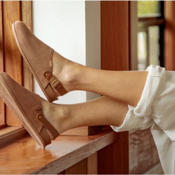 Reef Cushion Sage SE Suede‎ Sand Color Clog Slip-On Woman’s Size 11 - Picture 9 of 9